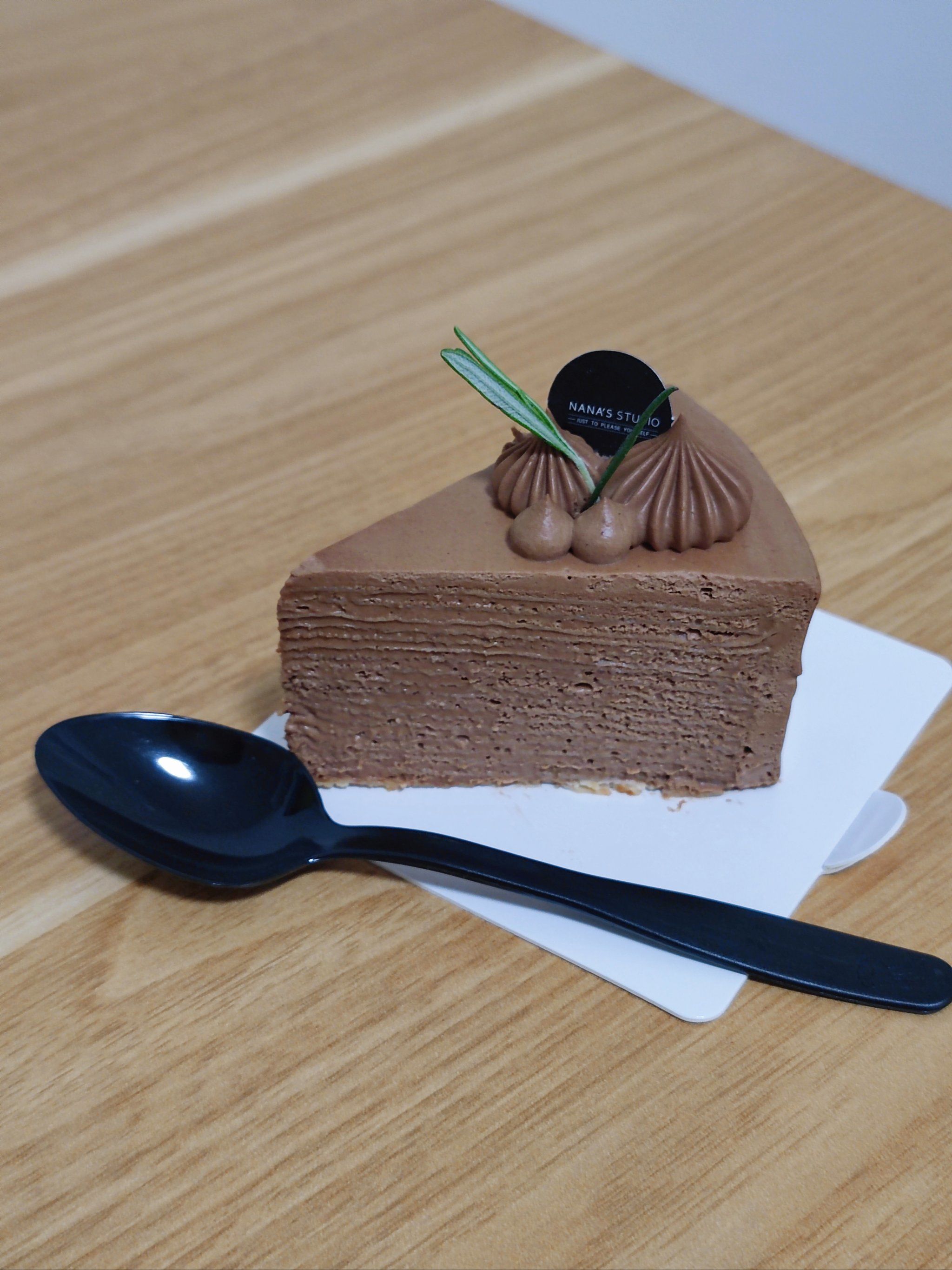 娜娜家的巧克力甘纳许千层蛋糕