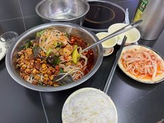 -周良天山牛杂城(天山路总店)