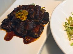 梅子小排-柳莺湖上·湖景餐厅·江南菜(西湖店)