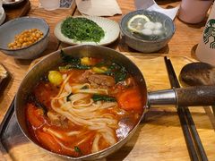 三个番茄雪花肋条粉套餐-小满手工粉(上海月星环球港店)