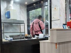 -白翔甜食店