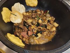 -鲁员外地锅鸡地锅鱼(古墩路店)