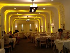 大堂-成桂西餐厅·42年的味道(五大道疙瘩楼店)