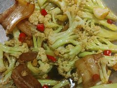 -松沪名灶·豆浆鱼头·新上海菜(飞航吾悦广场店)