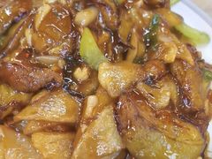 -炖四方东北铁锅炖·烧烤小龙虾(中豪国际店)