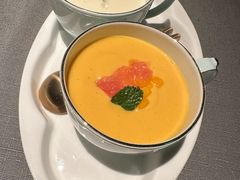 -左庭右院鲜牛肉火锅黑金店(陆家嘴中心店)