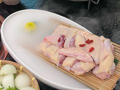 -得意咚瓜·顺德鱼生·冬瓜火锅(深圳首店)