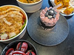 -W COLLECTIVE  DESSERT SHOP
