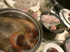 -雍和会海鲜姿造自助(湖东路店)