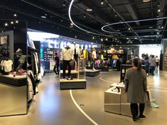 -NIKE品牌体验店(金源新燕莎店)