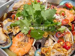 -蚝美人·生蚝海鲜烧烤(茶花园店)