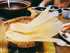 特色锅边馍-聚益堂万州烤鱼•江湖菜•小龙虾