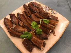 -沙龙酒家