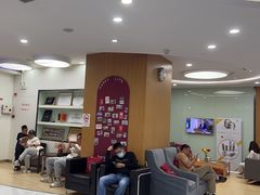 -雅悦齿科(顾村公园店)