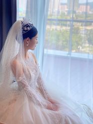 -艾米丽婚纱礼服