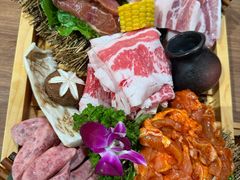 -香猪坊韩国烤肉专属门店(魏公村店)