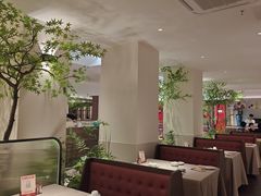 -恒信客家王(华泰店)