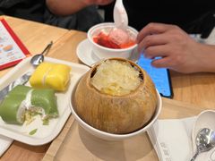甘露冻椰皇-满记甜品(荟聚购物中心店)