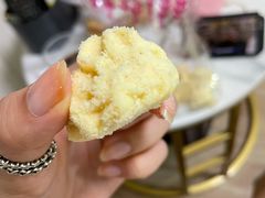 -红房子西点(汇联商厦天钥桥路店)