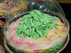 -爱雍·乌节