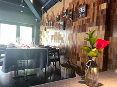 -弦月窗LUNETTE BY AMANDA(复兴路店)