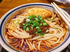 招牌传统麻辣面-聚合鑫东北熏酱熟食麻辣面(长阳店)