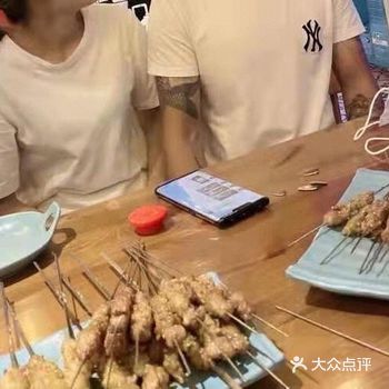 昨天朋友过生日，第一个想到的就是凌凌玖烧烤城
