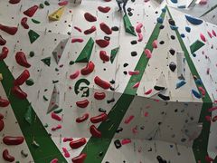 -绿壁虎攀岩基地(Tcar店)