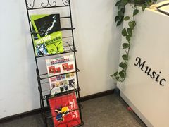 -梅纳·钢琴声乐架子鼓Mena Music(双井店)