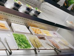 -新艺自助美食城(中山路店)