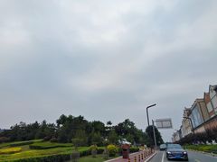 -王府井奥莱临潼小镇(临潼店)