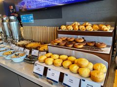 -珠海拱北口岸智选假日酒店