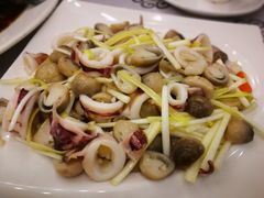 韭黄鱿鱼草菇-岭南海晏楼(东晓南店)