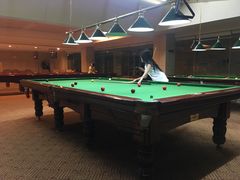 -笔架山庄游泳馆