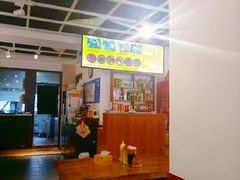 -丽虹云南过桥米线(兴工街店)