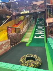 -卡通尼·Safari非洲探索乐园·生日会(金桥国际商业广场店)