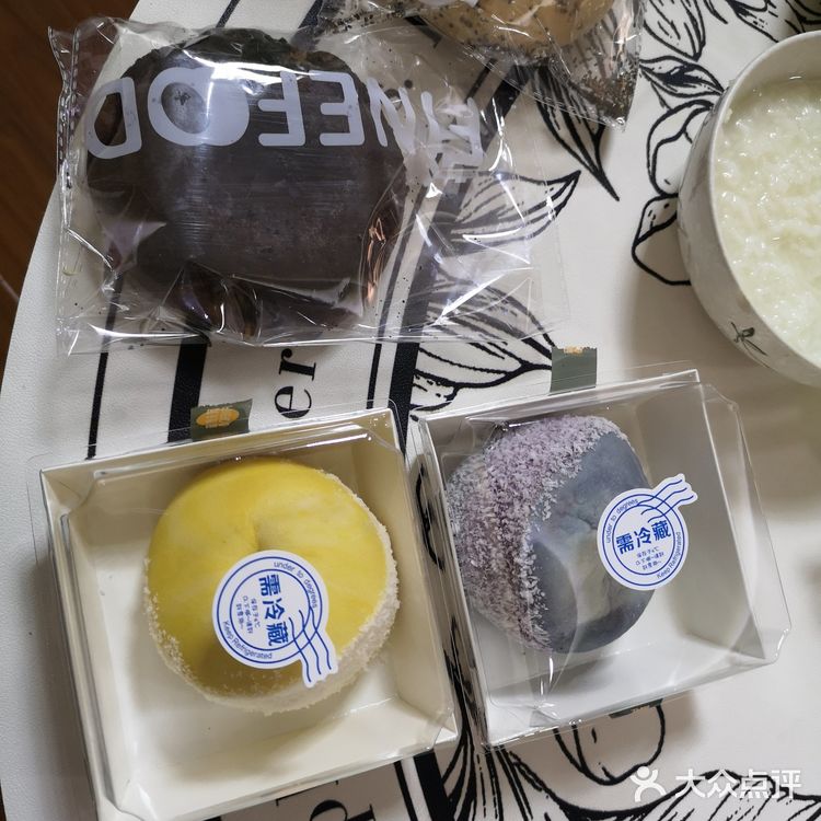 被因为颜值种草的，买了两个墩墩…