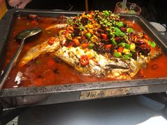 凌波鱼-探鱼·鲜青椒爽麻烤鱼(朝阳悠唐广场店)