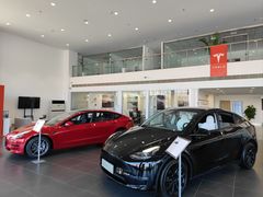 -TESLA 特斯拉(北京南四环中路特斯拉中心)