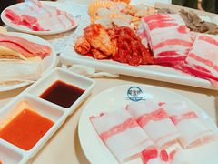 -爱客得牛排海鲜烤肉·火锅自助(春熙路黑金好店)