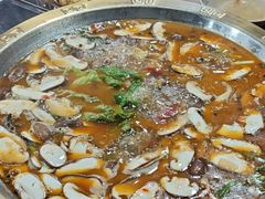 -老表牌·蛙蛙鸡冷锅鱼(成都东站店)