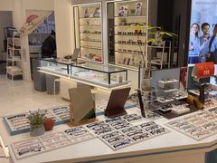 -沫芮眼镜·蔡司·依视路·尼康明月(环创店)
