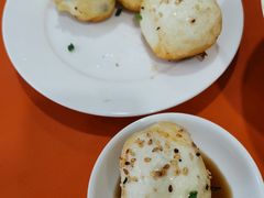 -老西白点心店