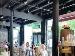 大堂-Metal hands·铁手咖啡