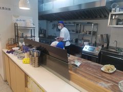 -李与白包子铺(桐梓林店)
