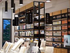 店内环境-简屋书店