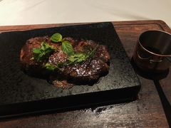 招牌岩烧厚切牛排-Erman岩烧牛排(虹桥南丰城店)