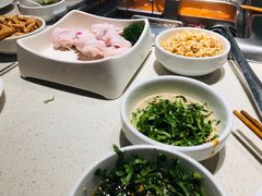 -海底捞火锅鲜切牛肉主题店(长寿路店)