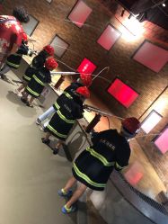 -点点梦想城(鑫苑都汇店)