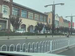 -王府井奥莱临潼小镇(临潼店)